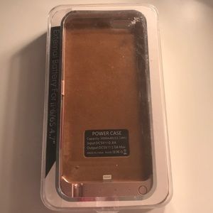 Two chargeable iPhone 6 or 6s cases